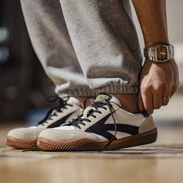 Top Chunky Silk Vamp Sneakers for Summer 2024: Cool and Luxurious